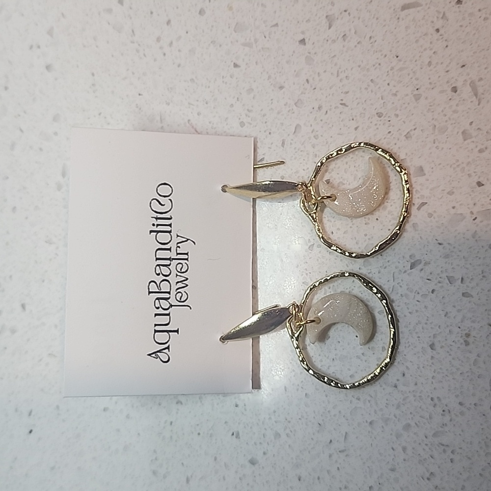 Half moon earring